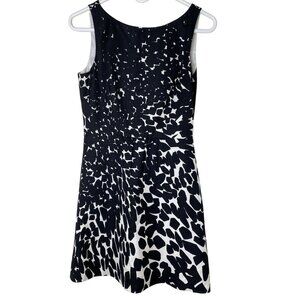 Ann Taylor Sleeveless Fit & Flare Dress Cotton Silk Blend Black & White Size 2P